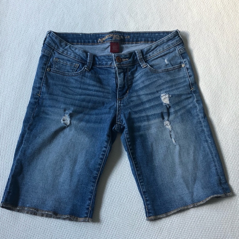 Jean Shorts - Picture 2 of 3